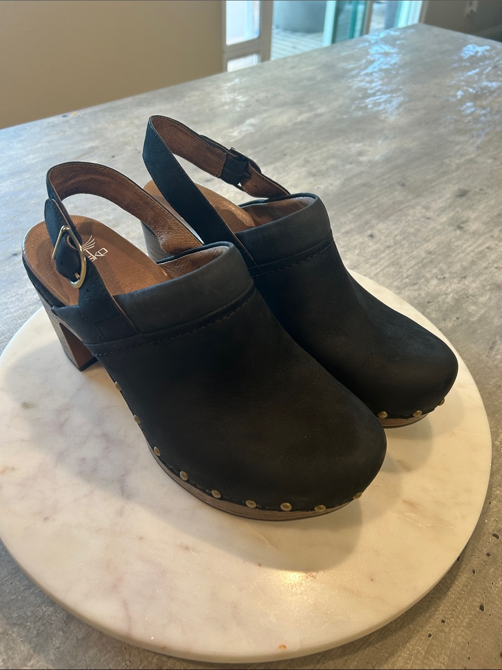 Dansko Black Leather Studded Slingback Clogs Size W-40   Size 9